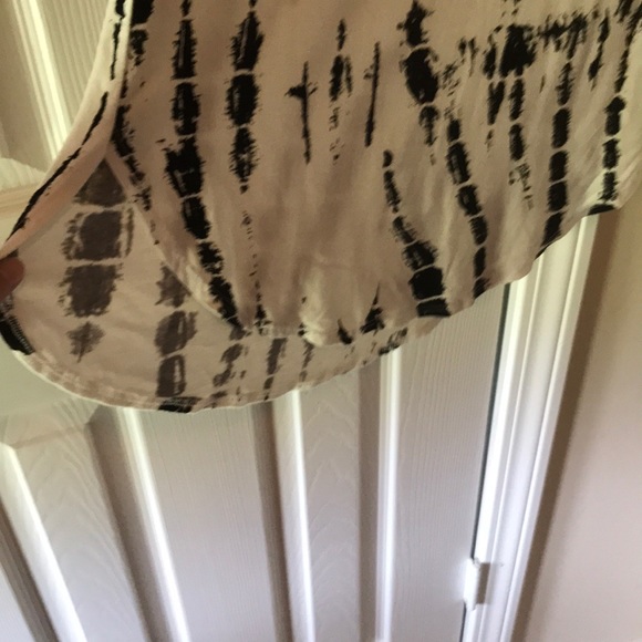 Women’s long top - Picture 2 of 3